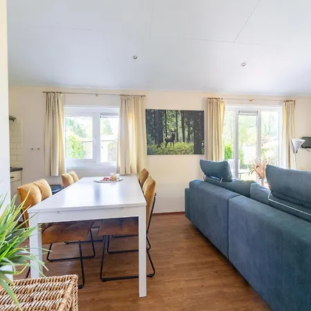 Getaway With Garden & Pool, Cleaning Included Voorthuizen