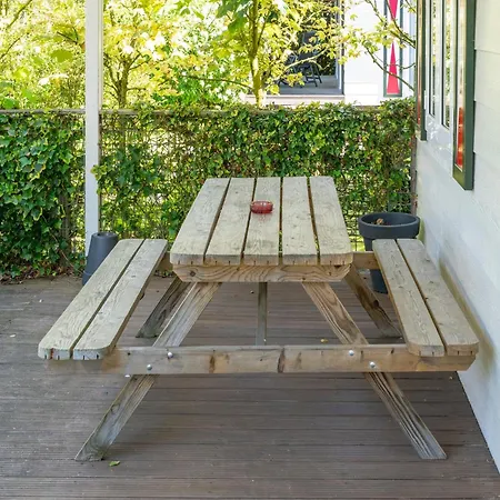 Getaway With Garden & Pool, Cleaning Included Ferienhaus *