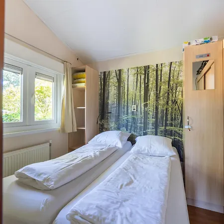 Ferienhaus Getaway With Garden & Pool, Cleaning Included