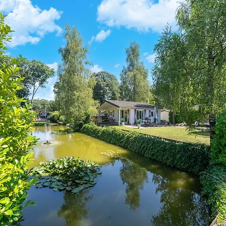 Getaway With Garden & Pool, Cleaning Included Ferienhaus *